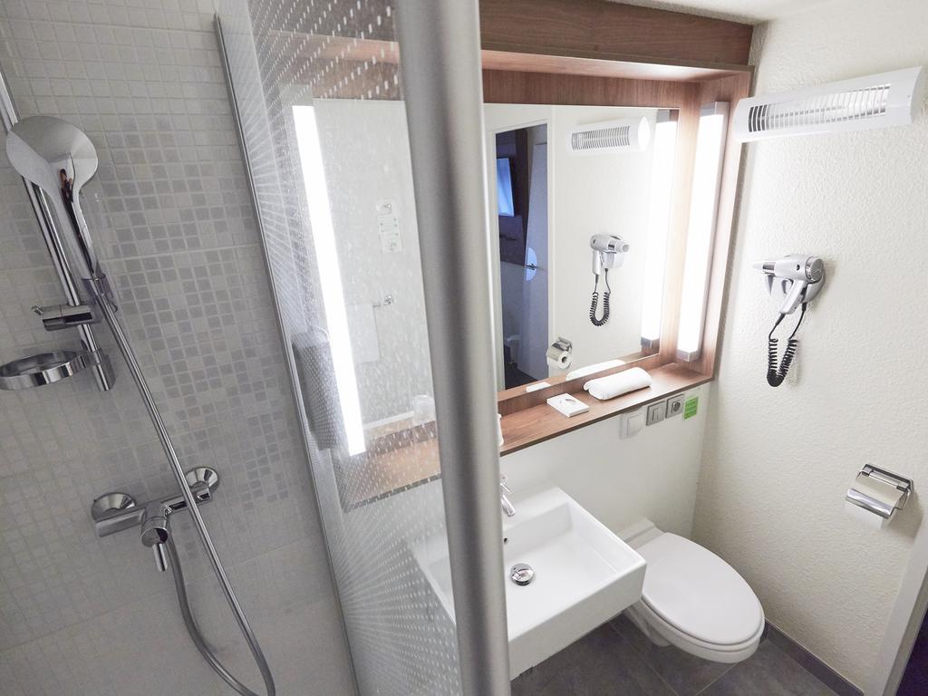Campanile Tours Nord Hotell Eksteriør bilde