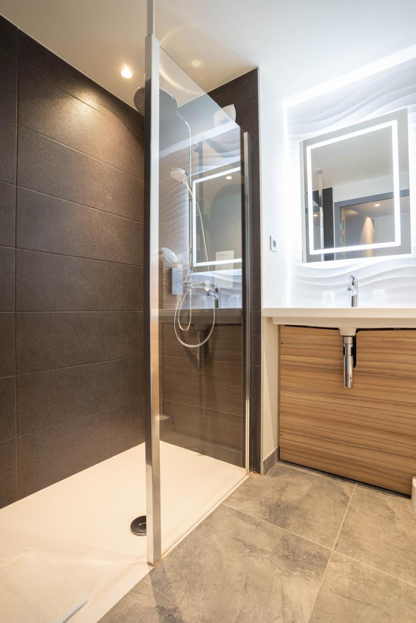 Campanile Tours Nord Hotell Eksteriør bilde